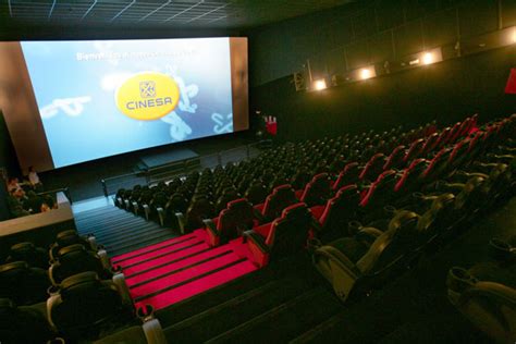 Cartelera Cine Cinesa La Farga 3D (LHospitalet)